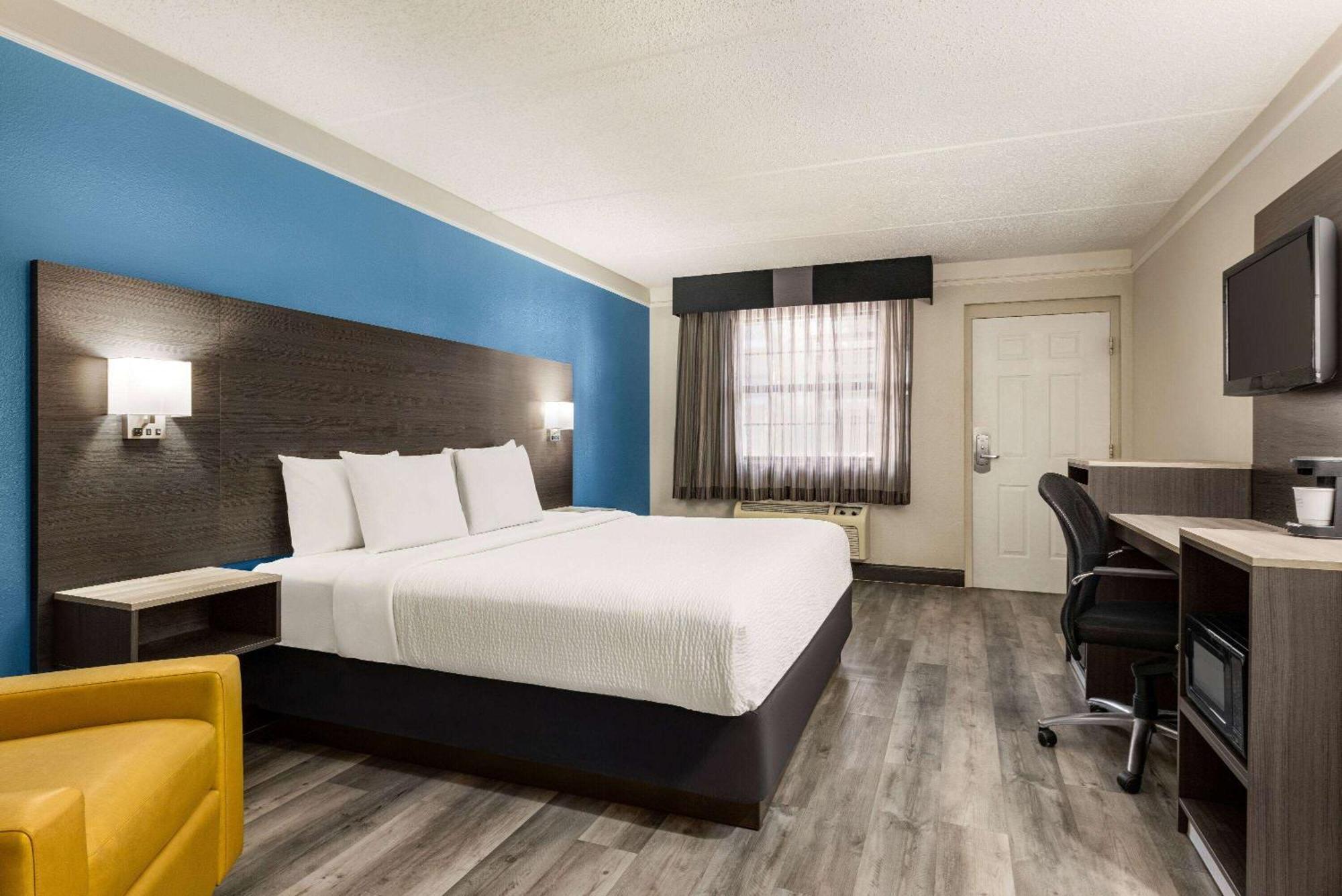 La Quinta Inn By Wyndham San Antonio I-35 N At Toepperwein Eksteriør billede